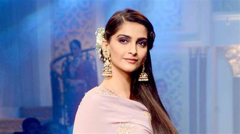 sonam kapoor Search